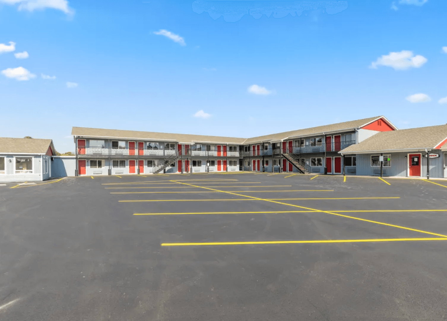 Pine River Apartment: 2684 MN-371 SW