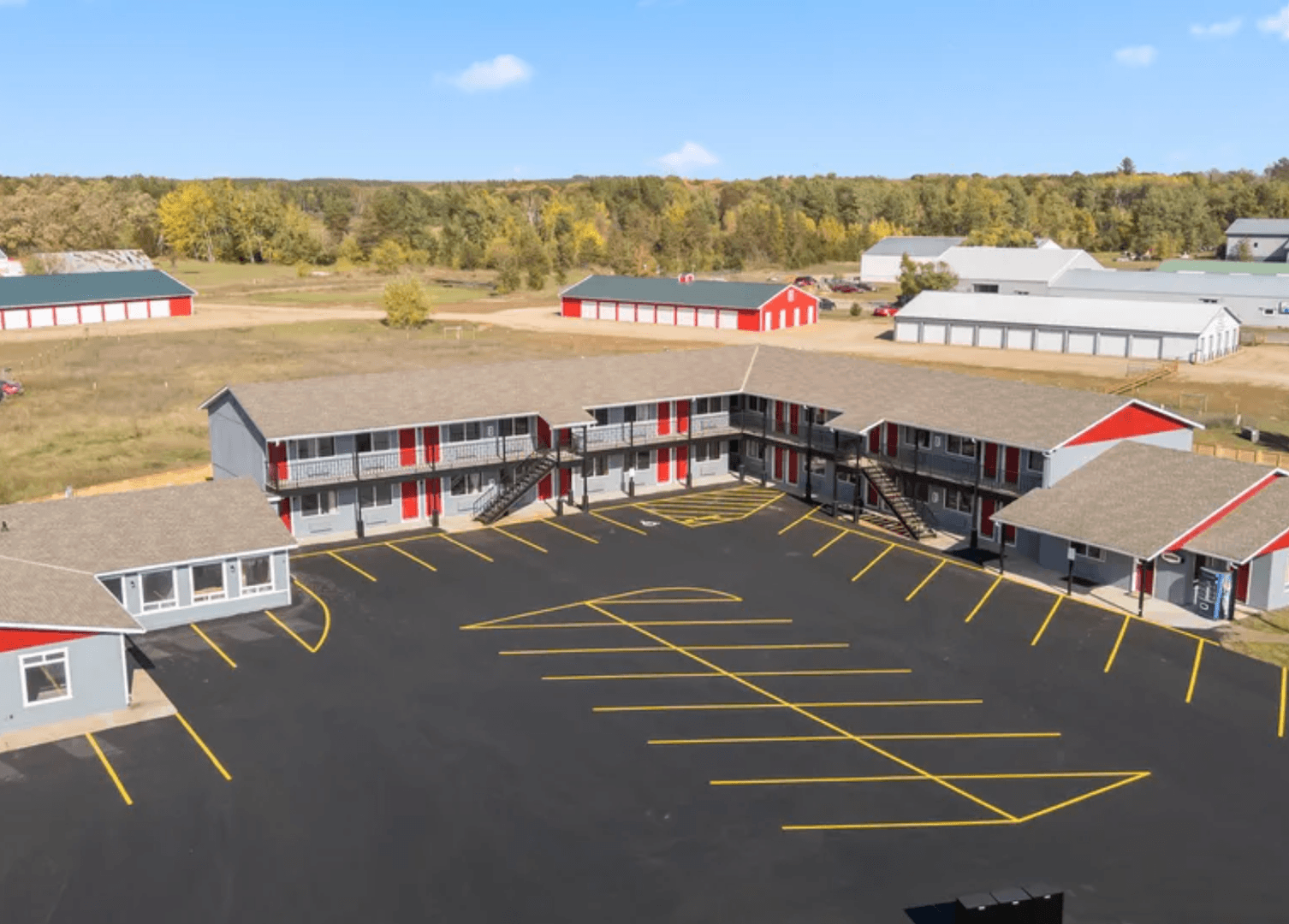 Pine River Apartment: 2684 MN-371 SW