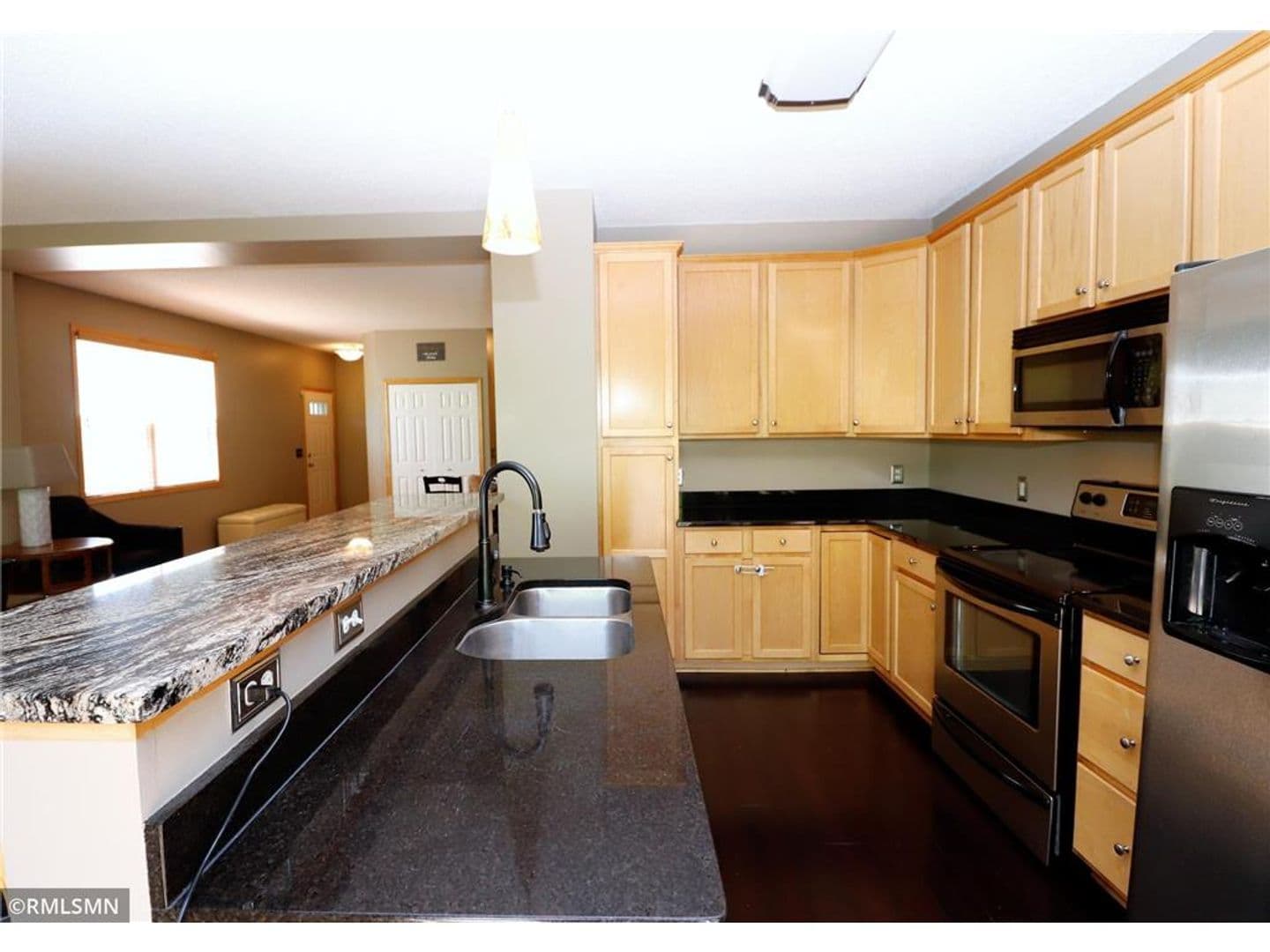 Prior Lake House: 14343 Brookmere Blvd.