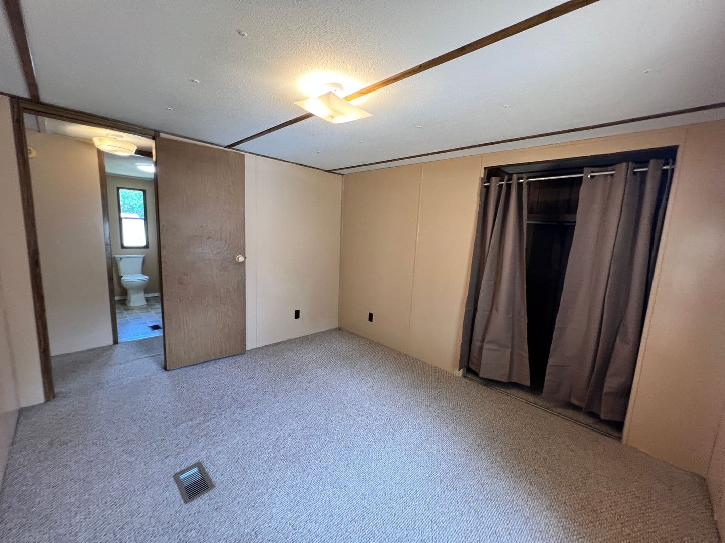 Jacksonville Apartment: 14250 Tiki Lane