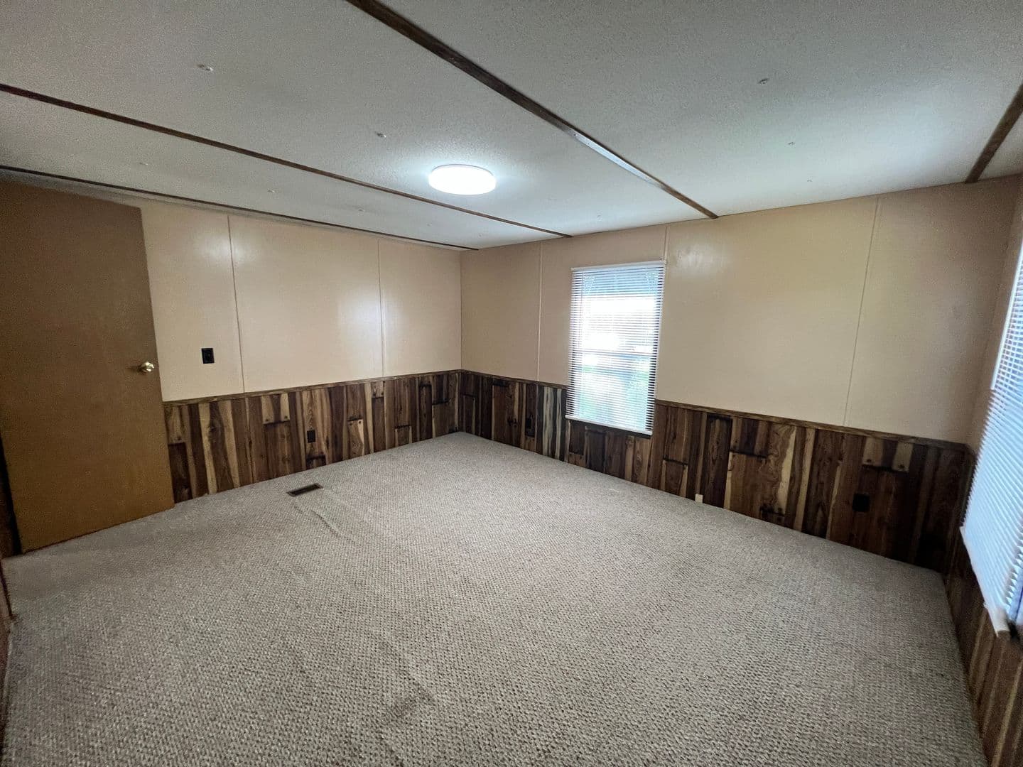 Jacksonville Apartment: 14250 Tiki Lane