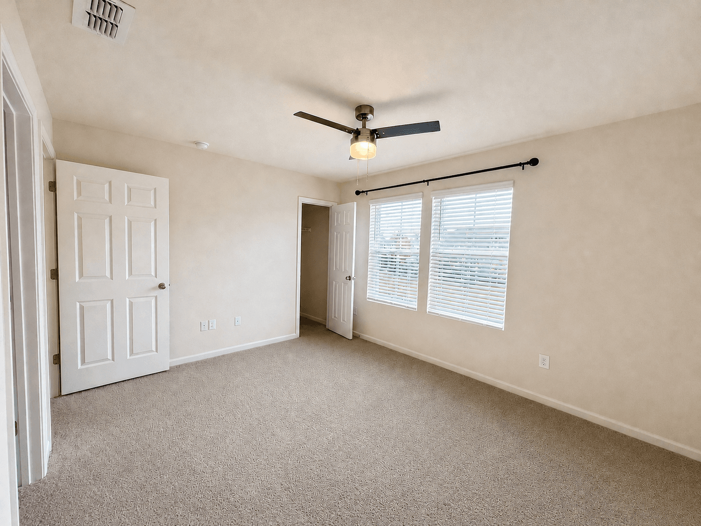 Yulee House: 86440 Shortline Cir