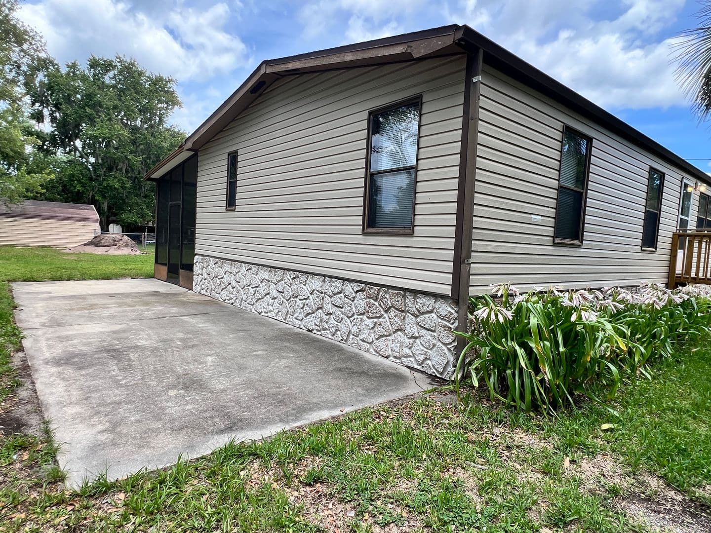 Jacksonville Apartment: 14250 Tiki Lane