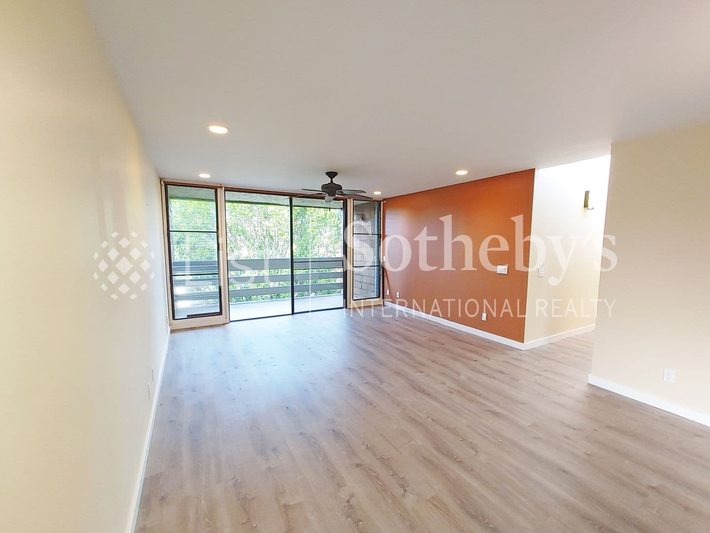 Kailua Condo: 333 Aoloa St. #416