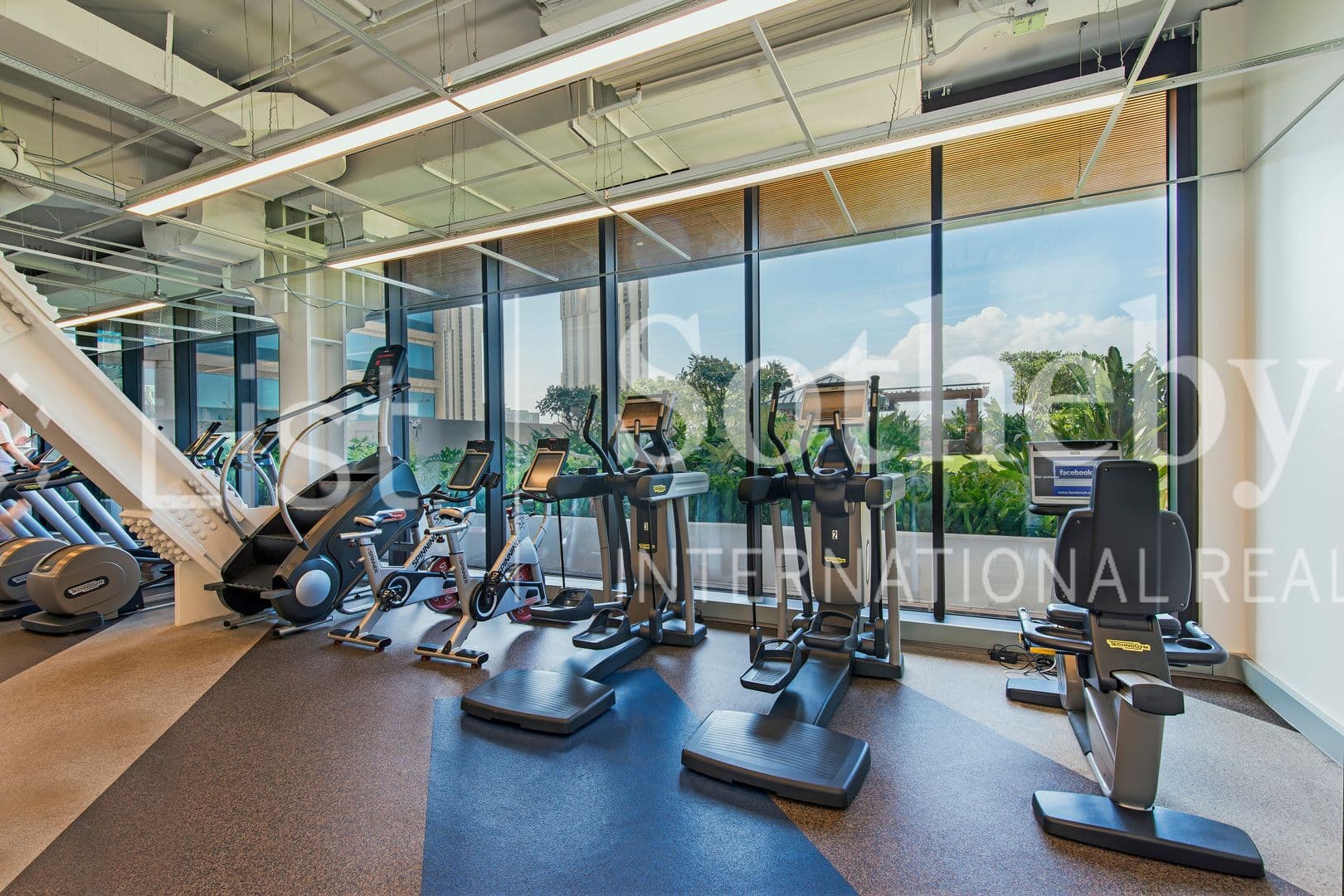 Honolulu Condo: 1555 Kapiolani Blvd #910