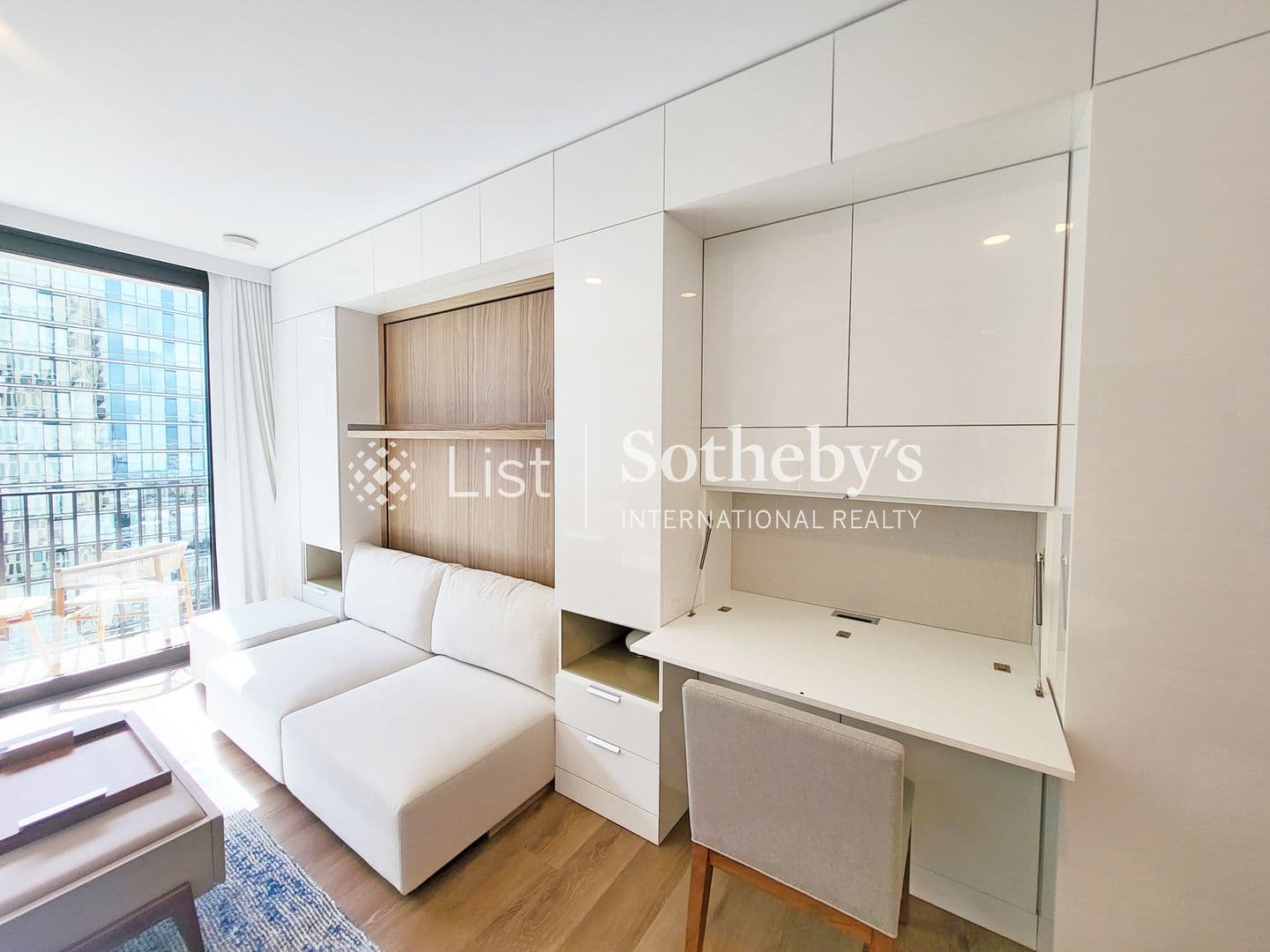 Honolulu Condo: 987 Queen St
