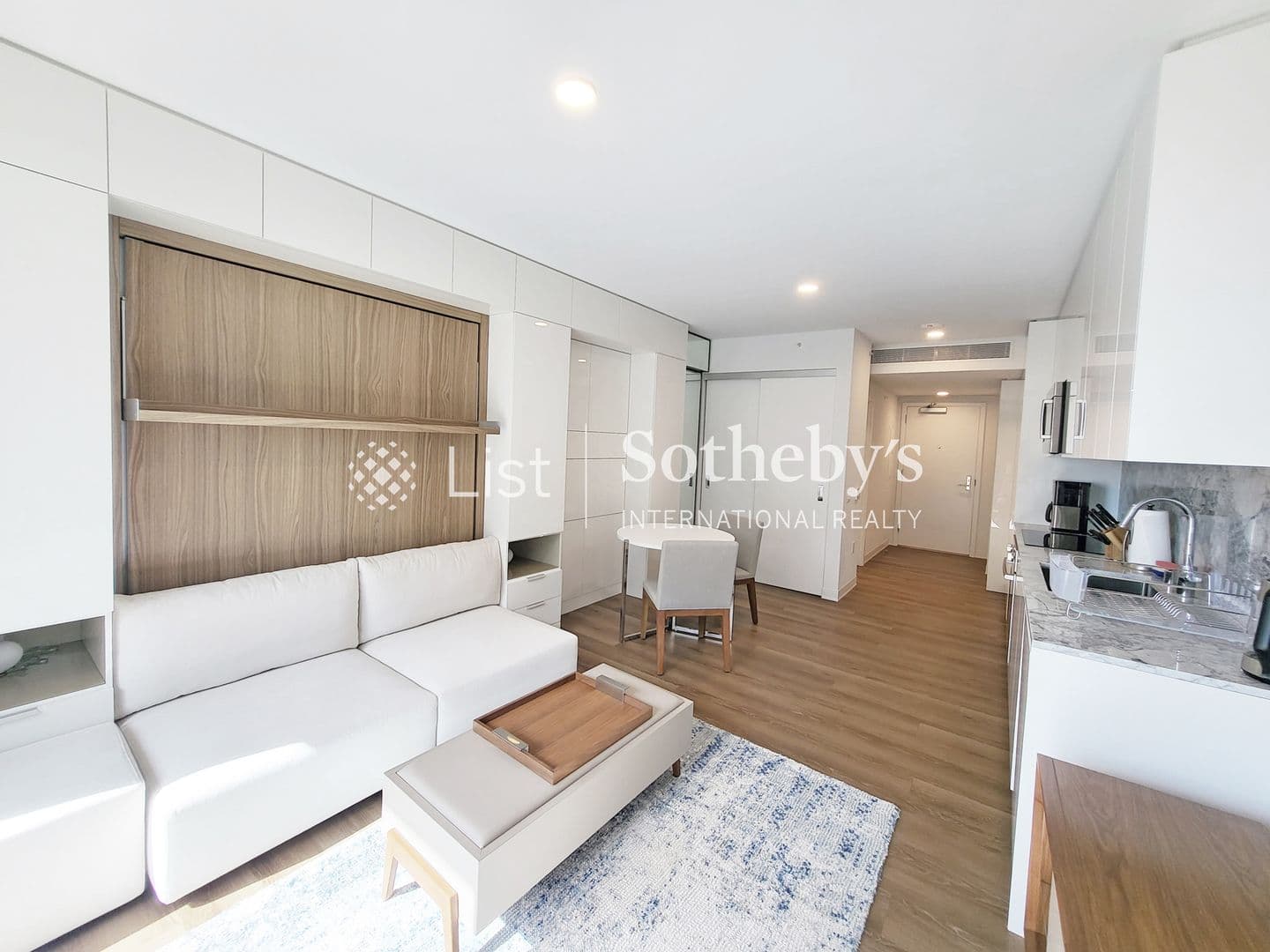 Honolulu Condo: 987 Queen St