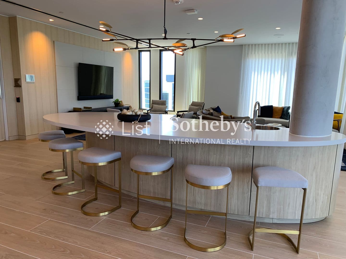 Honolulu Condo: 987 Queen st