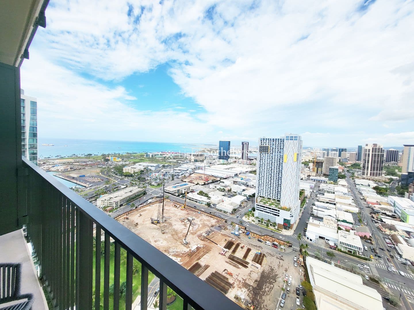 Honolulu Condo: 987 Queen Street #3713