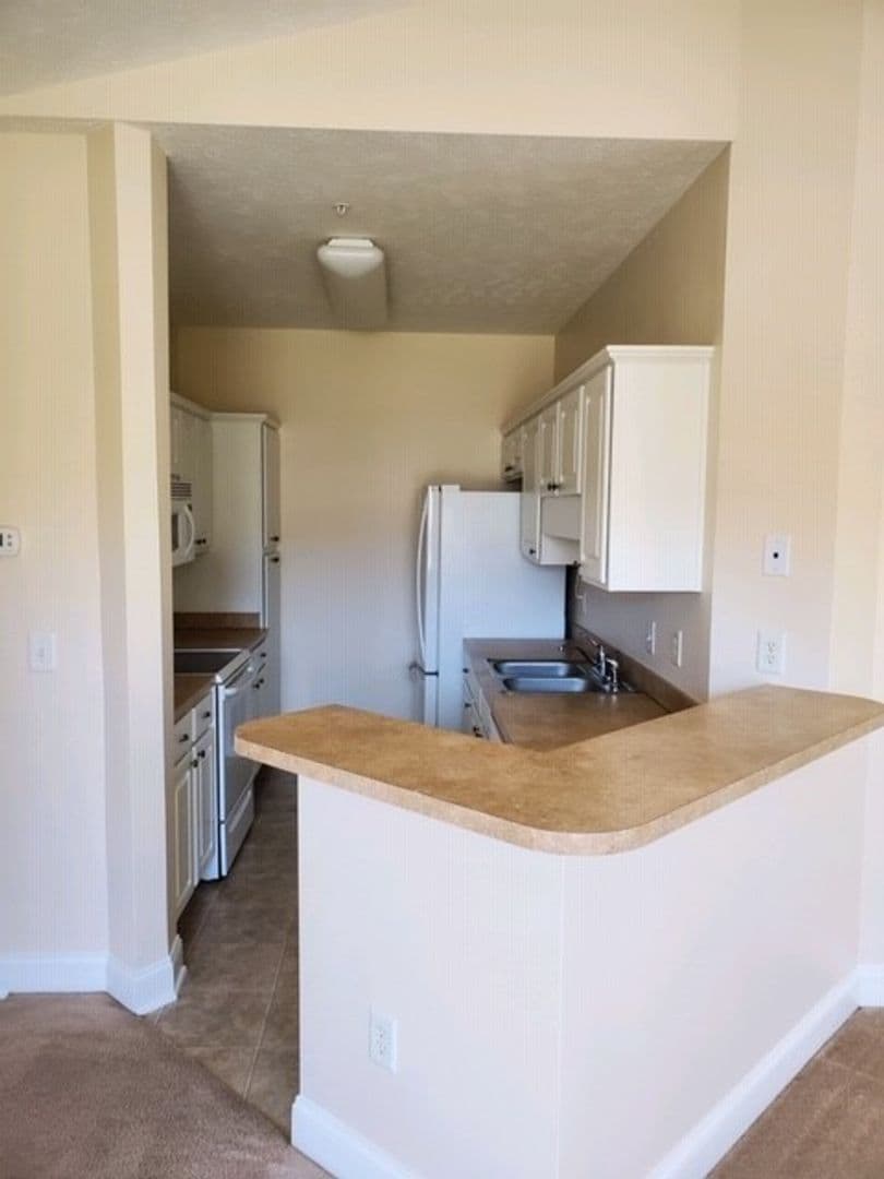 Pawleys Island House: 674 Algonquin Drive 2H
