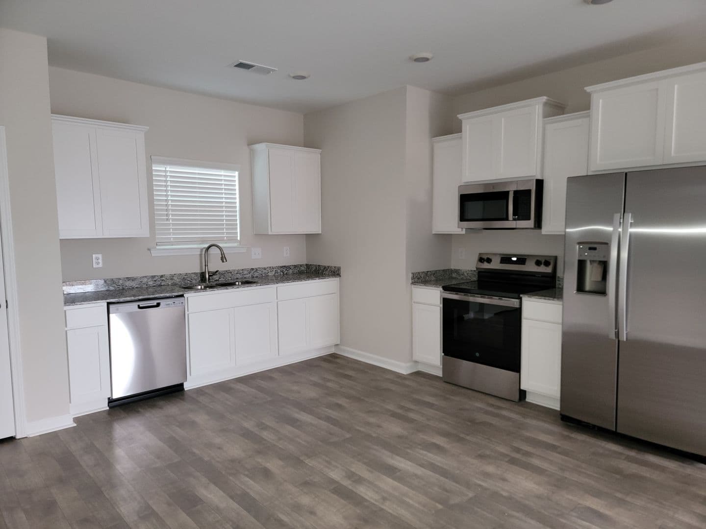 ORANGEBURG House: 324 YOUNG TOWN CIRCLE
