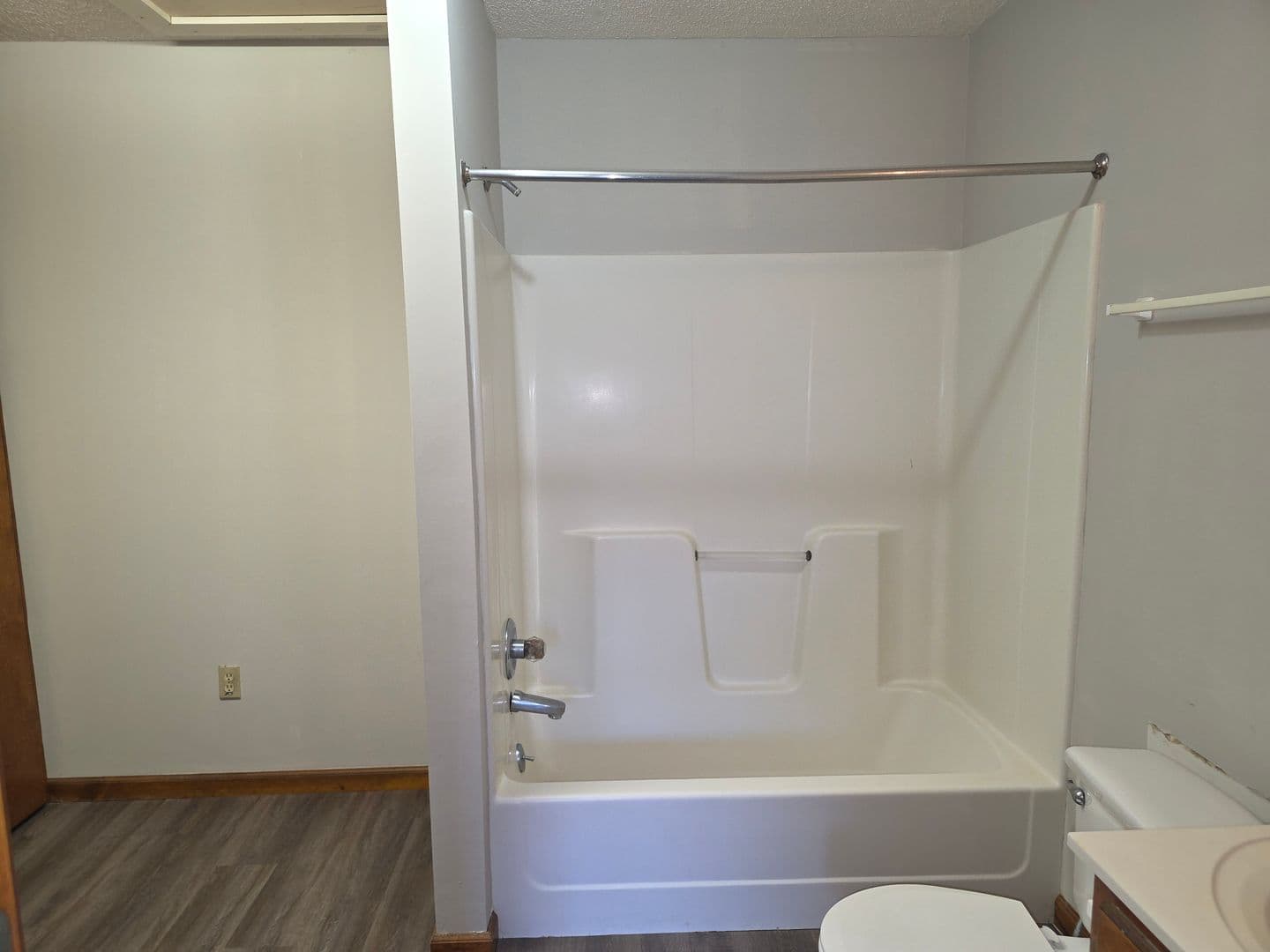 ORANGEBURG Apartment: 102 MORNING HILL