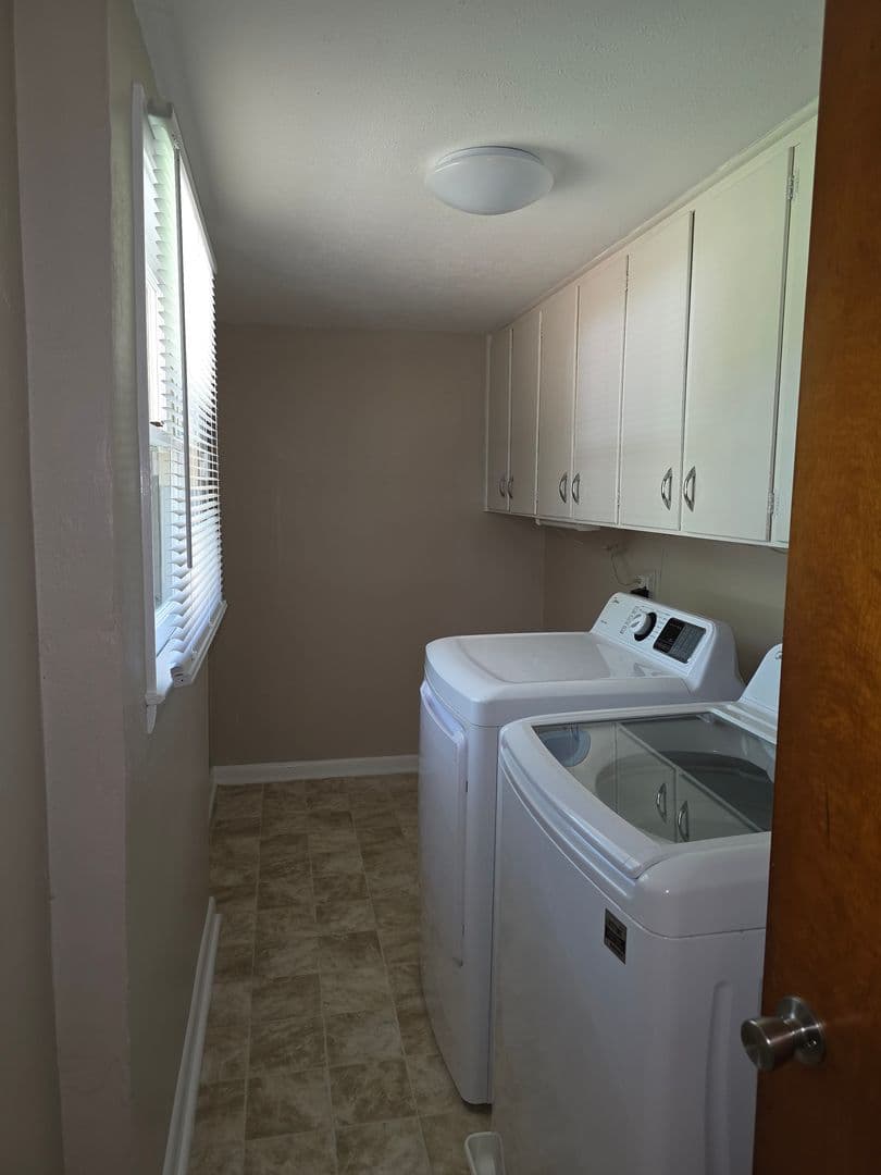 ORANGEBURG House: 3322 HART ST