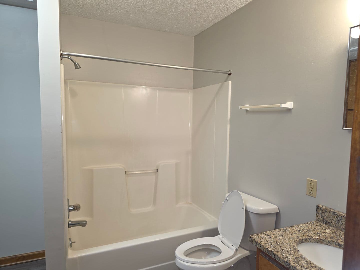 ORANGEBURG Apartment: 102 MORNING HILL