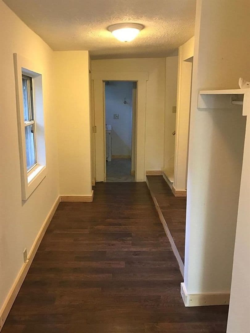 Cincinnati House: 2324 Sauer Avenue