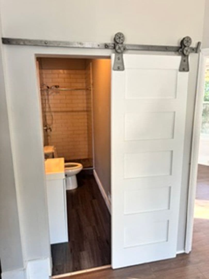 Cincinnati House: 2312 Sauer Ave