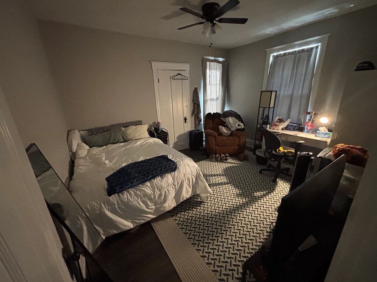 Cincinnati Apartment: 281 McCormick