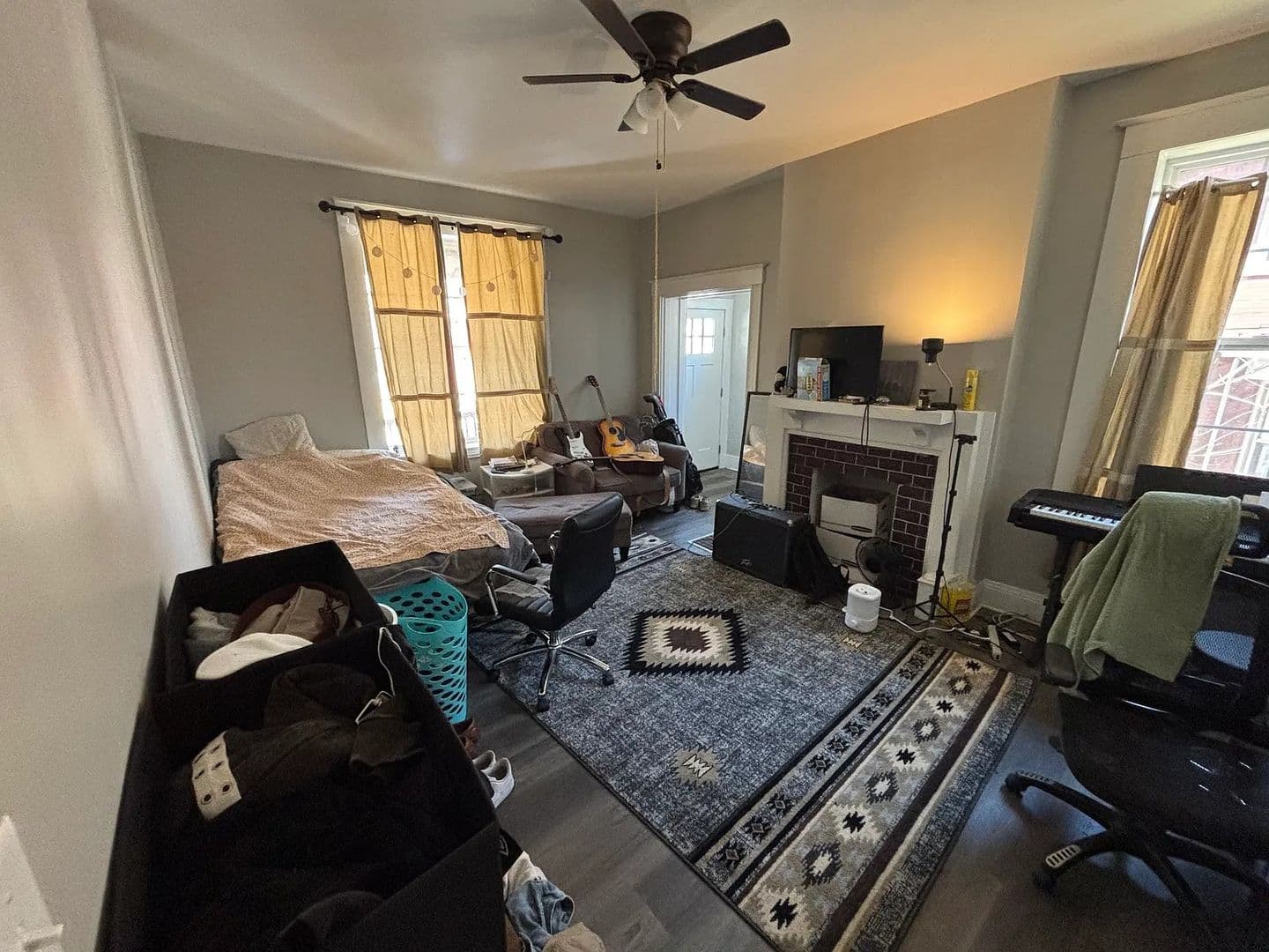Cincinnati Apartment: 281 McCormick
