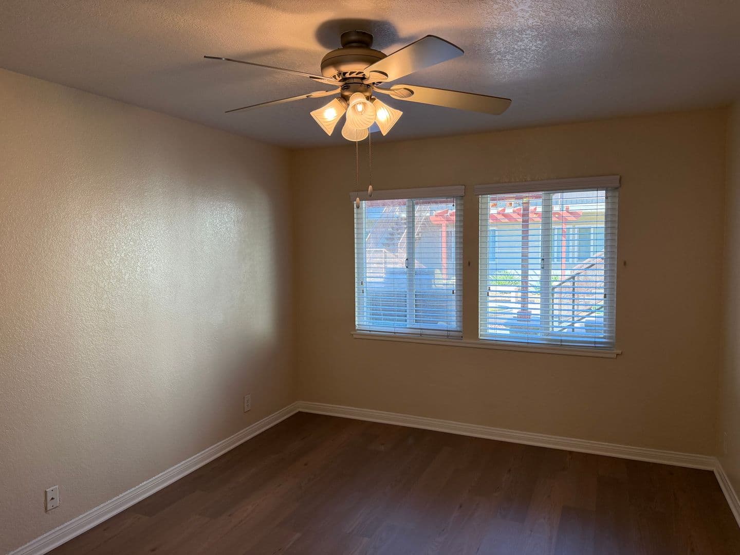 Lakewood Apartment: 4907 1/4 Hayter Avenue