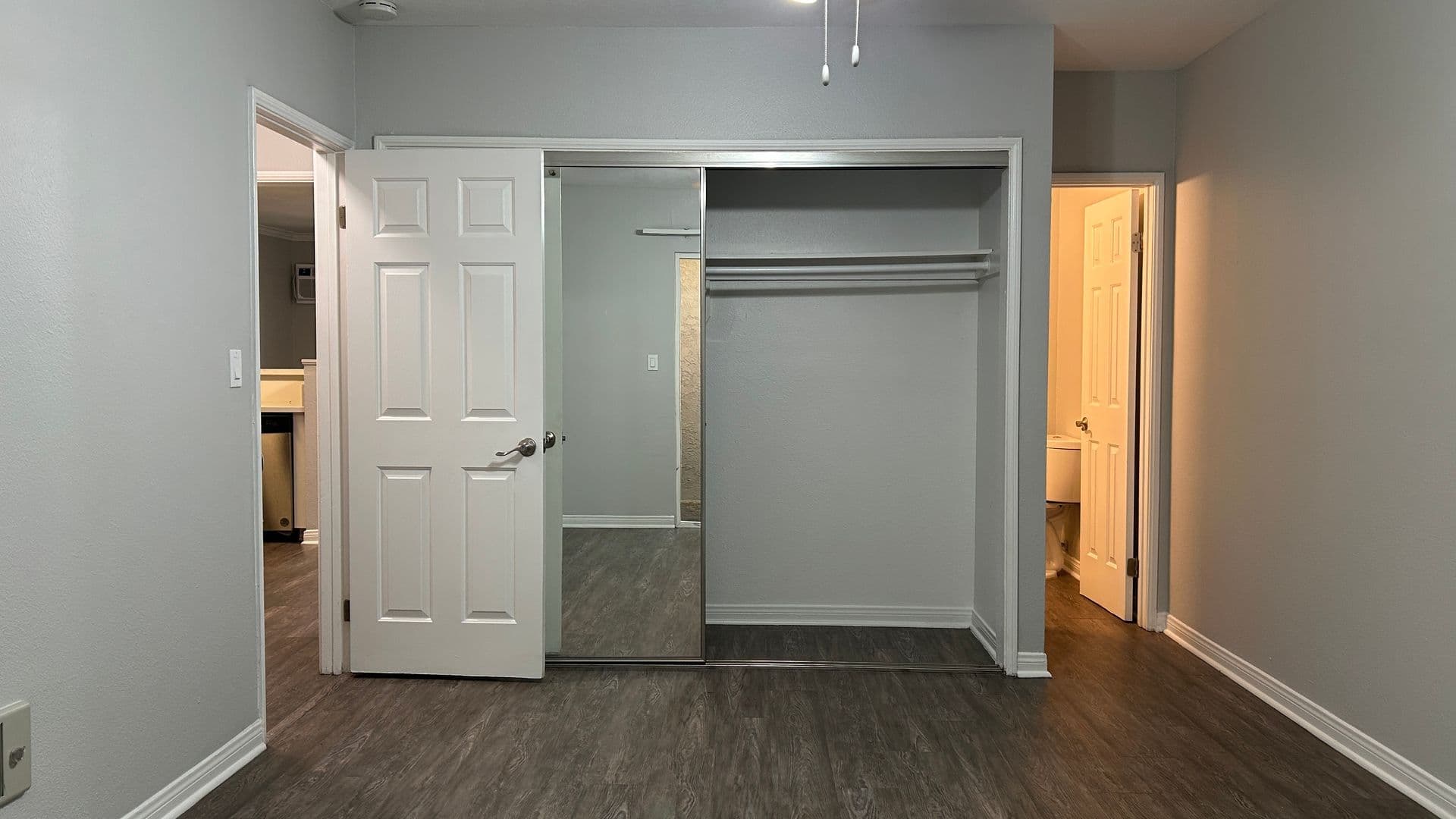 Anaheim Apartment: 2828 W. Ball Road