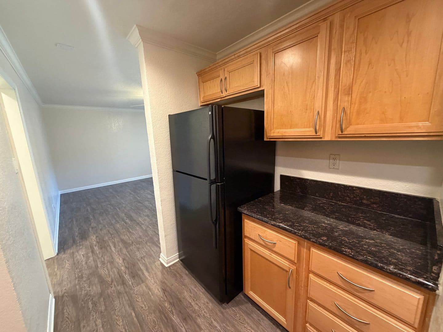 Lakewood Apartment: 4907 1/4 Hayter Avenue