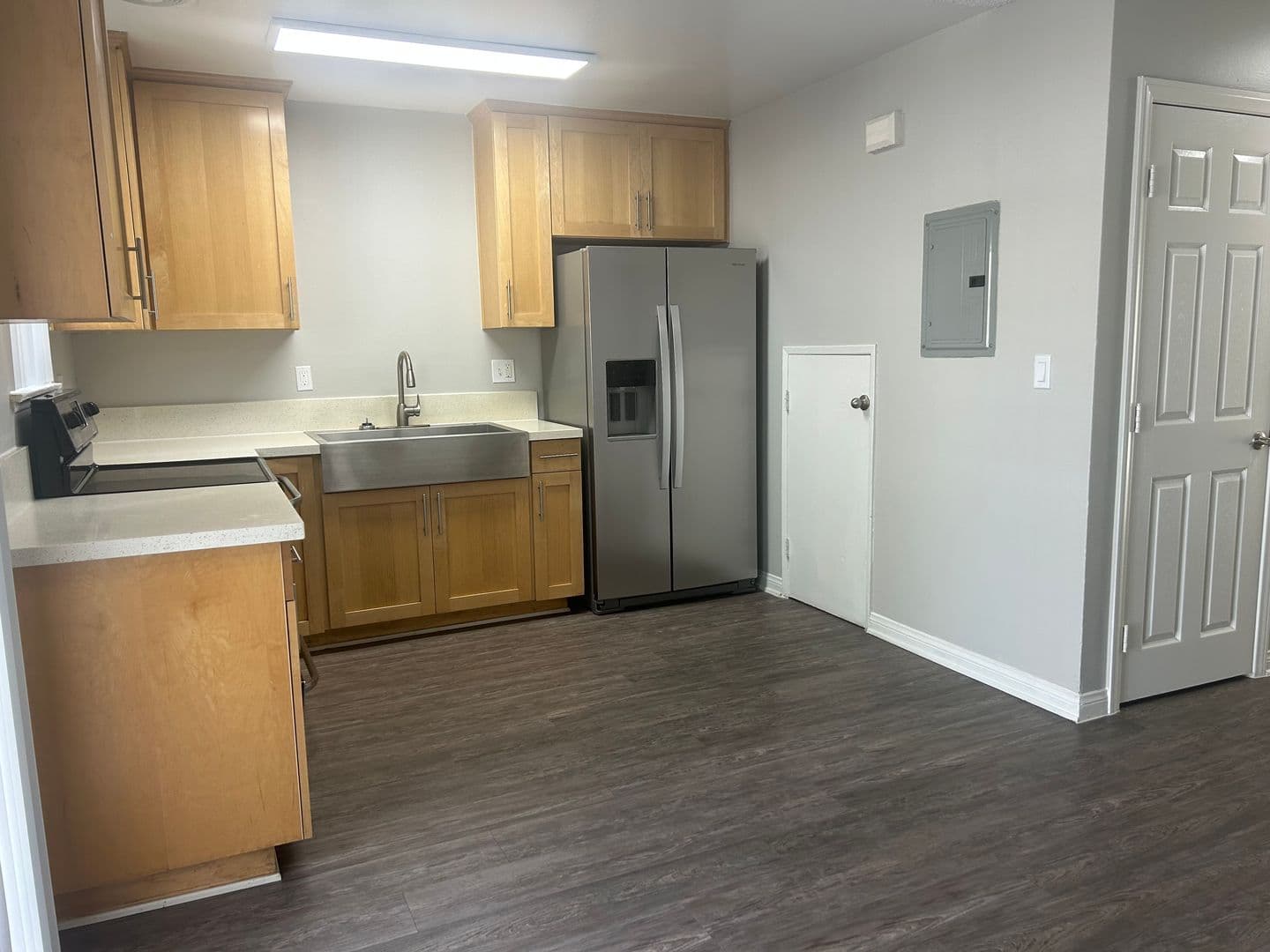 Santa Ana Apartment: 811 S. Fairview