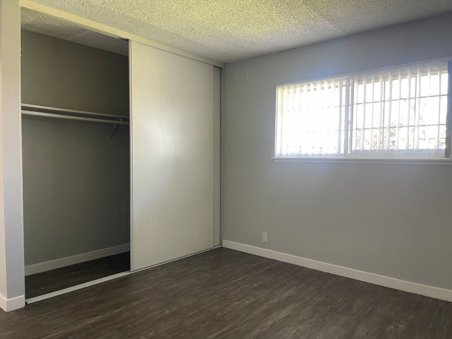 Santa Ana Apartment: 811 S. Fairview