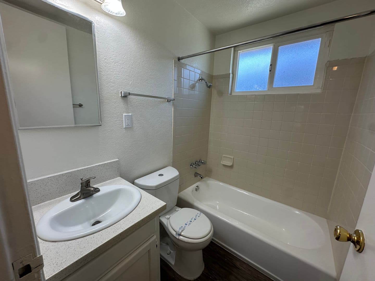 Lakewood Apartment: 4907 1/4 Hayter Avenue