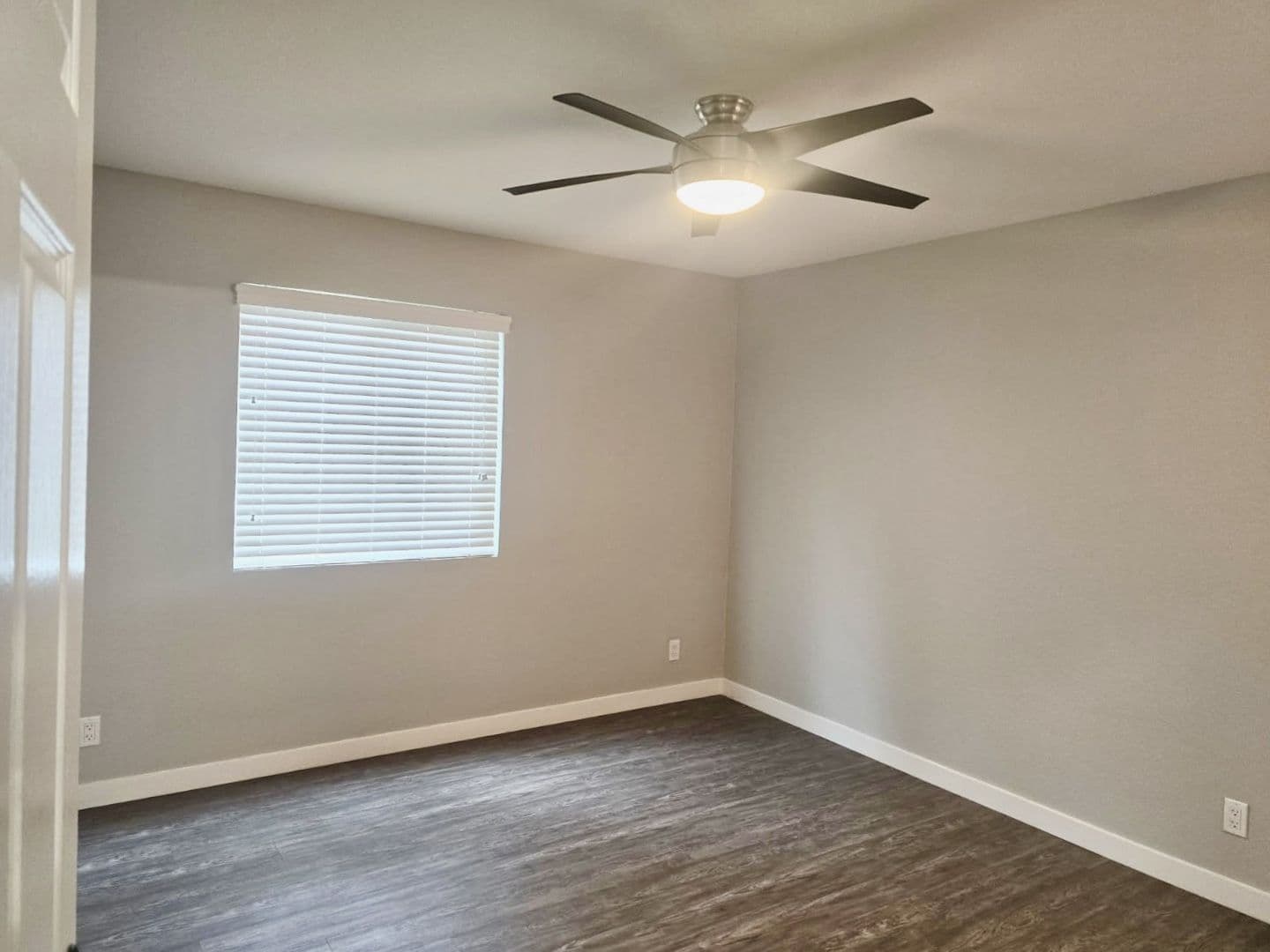 Riverside Apartment: 3957 Pierce Street