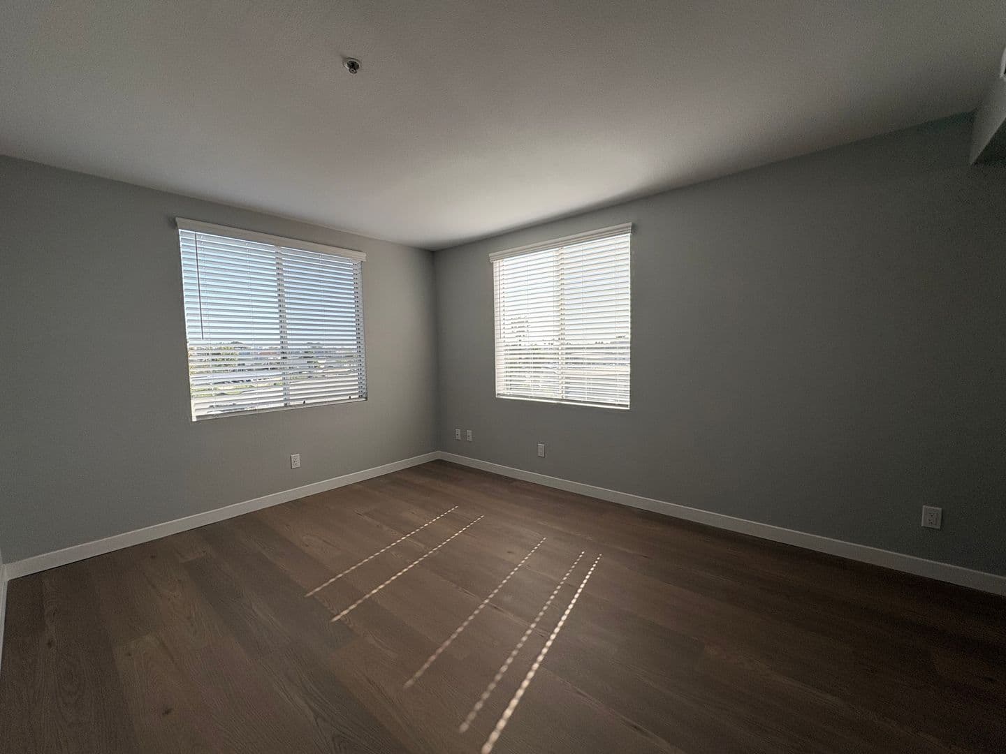 Costa Mesa Apartment: 2855 Pinecreek Drive