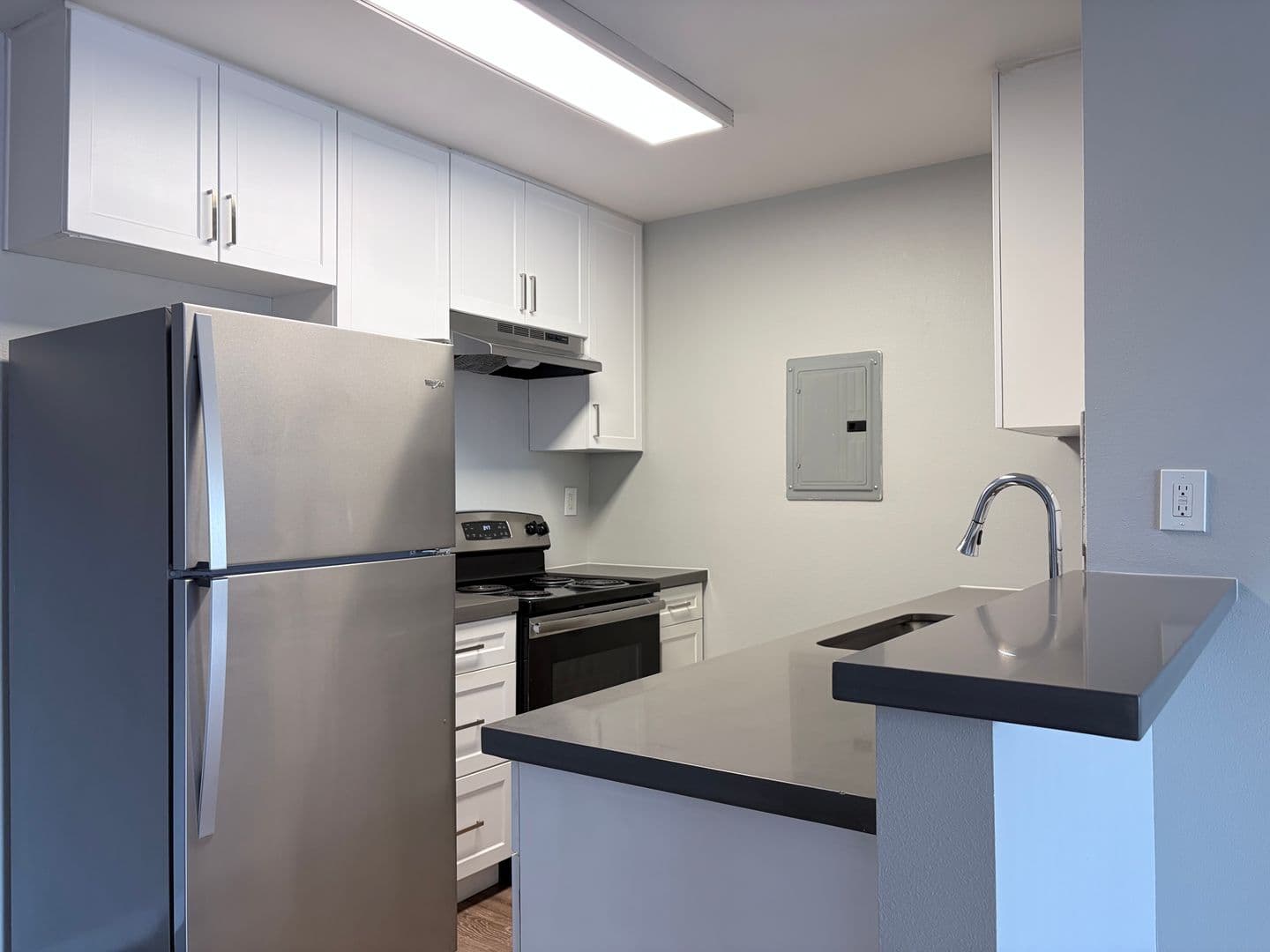 Huntington Beach Apartment: 7701 Warner Ave.