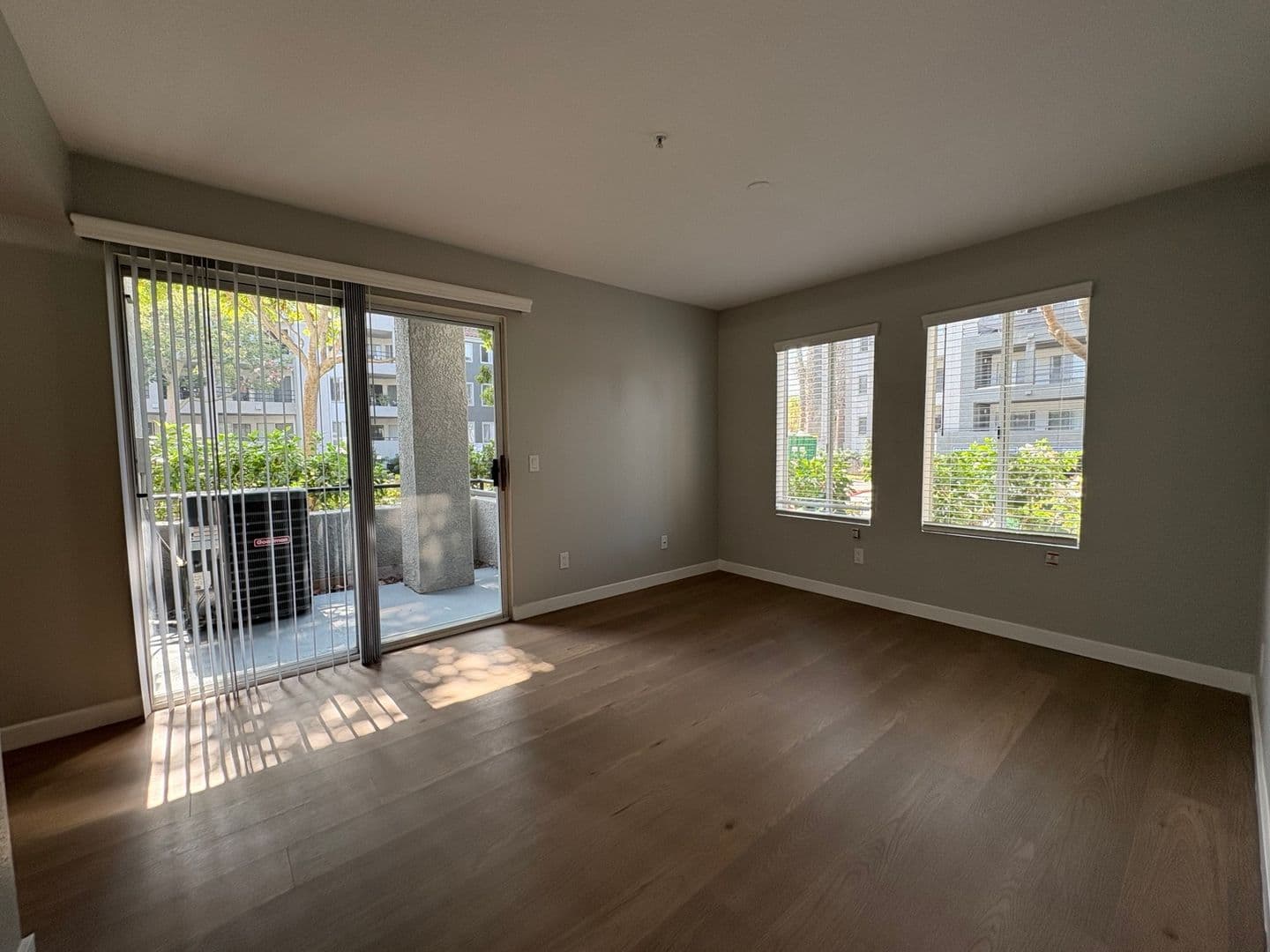 Costa Mesa Apartment: 2855 Pinecreek Drive