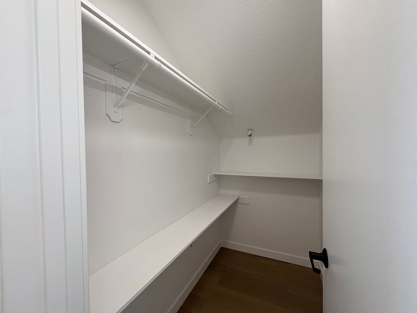 Costa Mesa Apartment: 2855 Pinecreek Drive