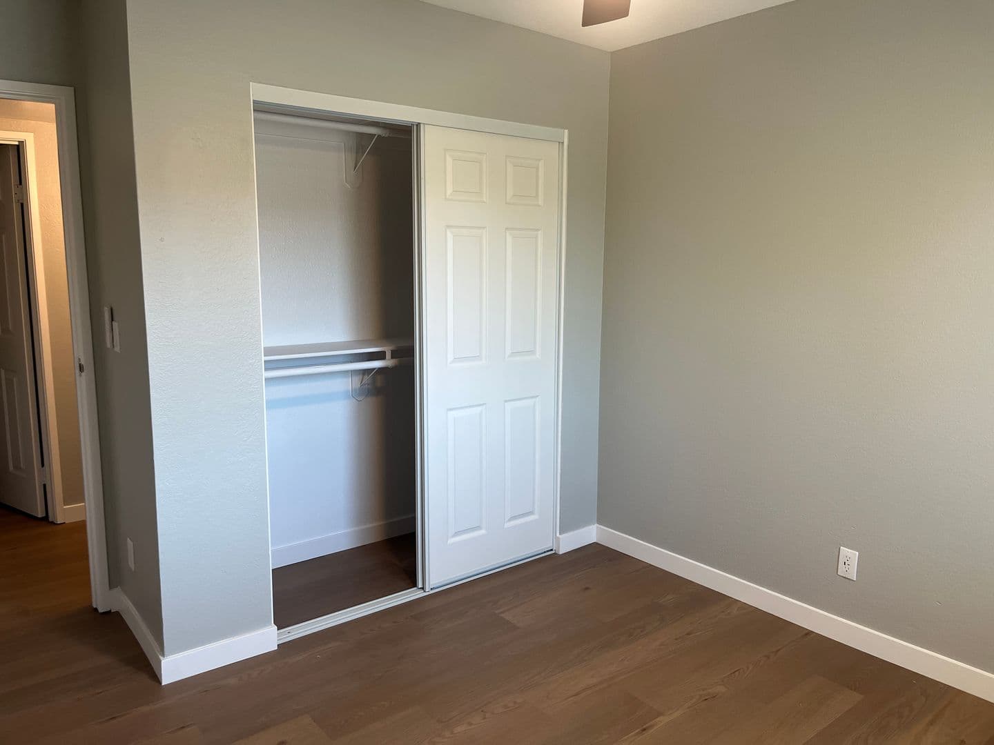 Riverside Apartment: 3957 Pierce Street
