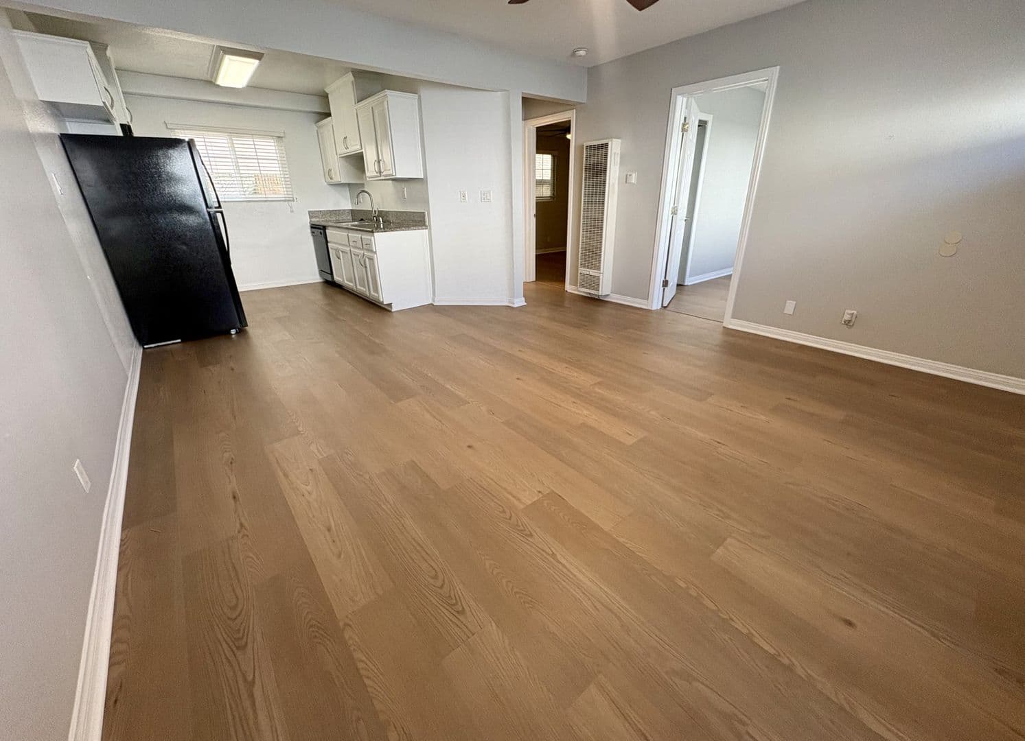 Bellflower Apartment: 16227 Eucalyptus