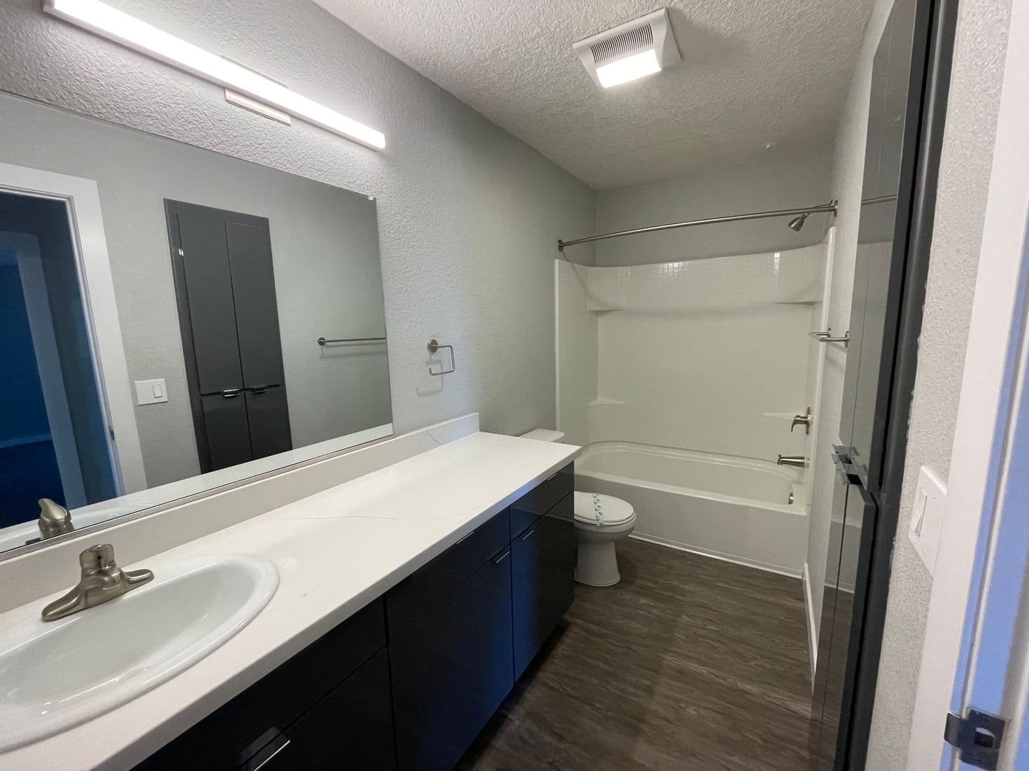Santa Ana Apartment: 2111 W. 17th Street
