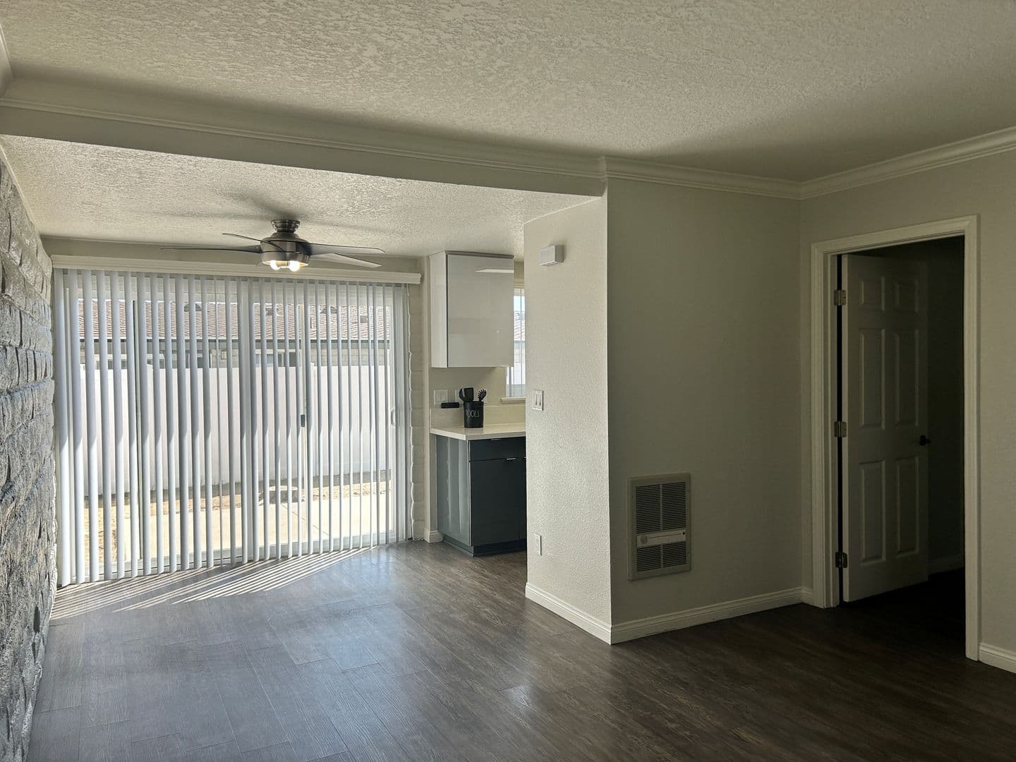 Montclair Apartment: 9550 Fremont Avenue