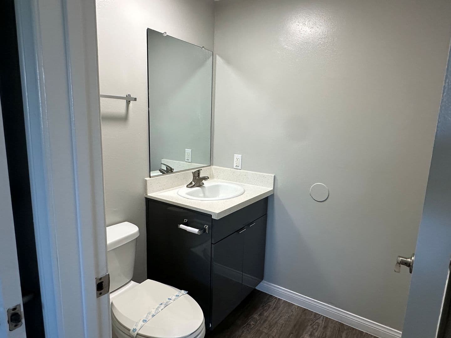 Santa Ana Apartment: 811 S. Fairview