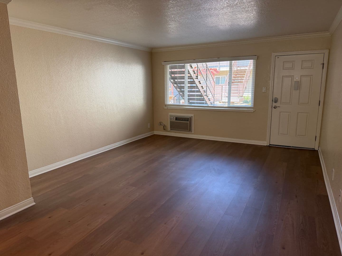 Lakewood Apartment: 4907 1/4 Hayter Avenue