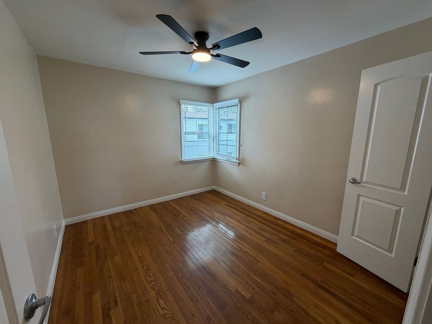 Montebello Apartment: 336 N. Garfield Avenue