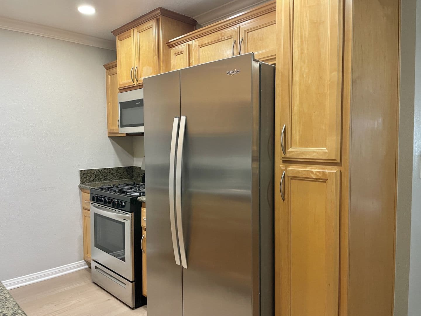 Anaheim Apartment: 201 S. Magnolia Avenue