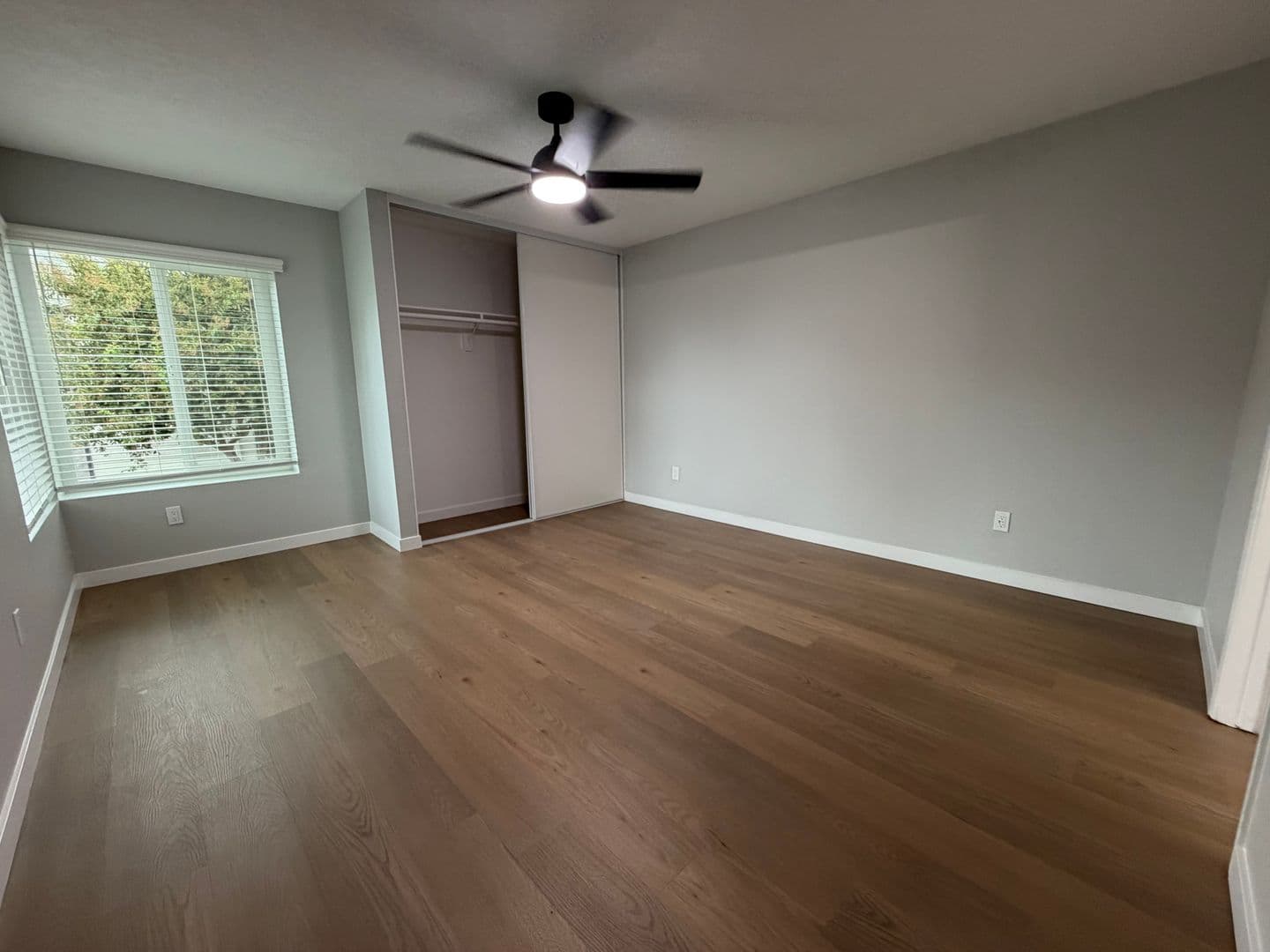 Riverside Apartment: 7600 Ambergate Place