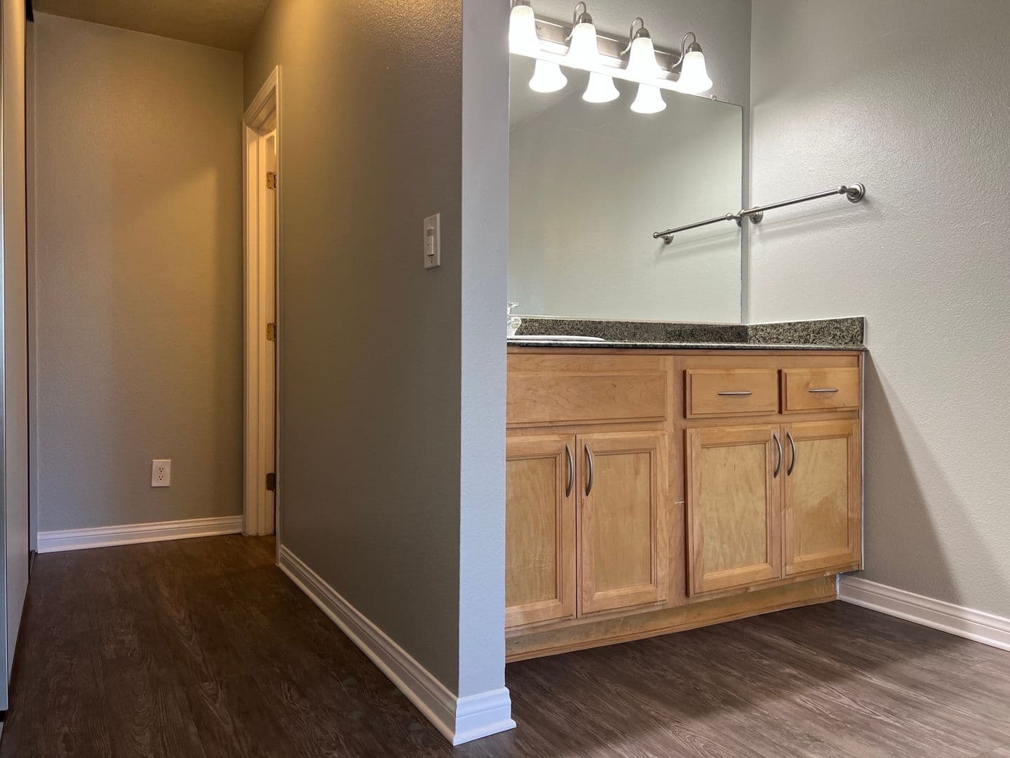 Fullerton Apartment: 1501 S. Highland Avenue