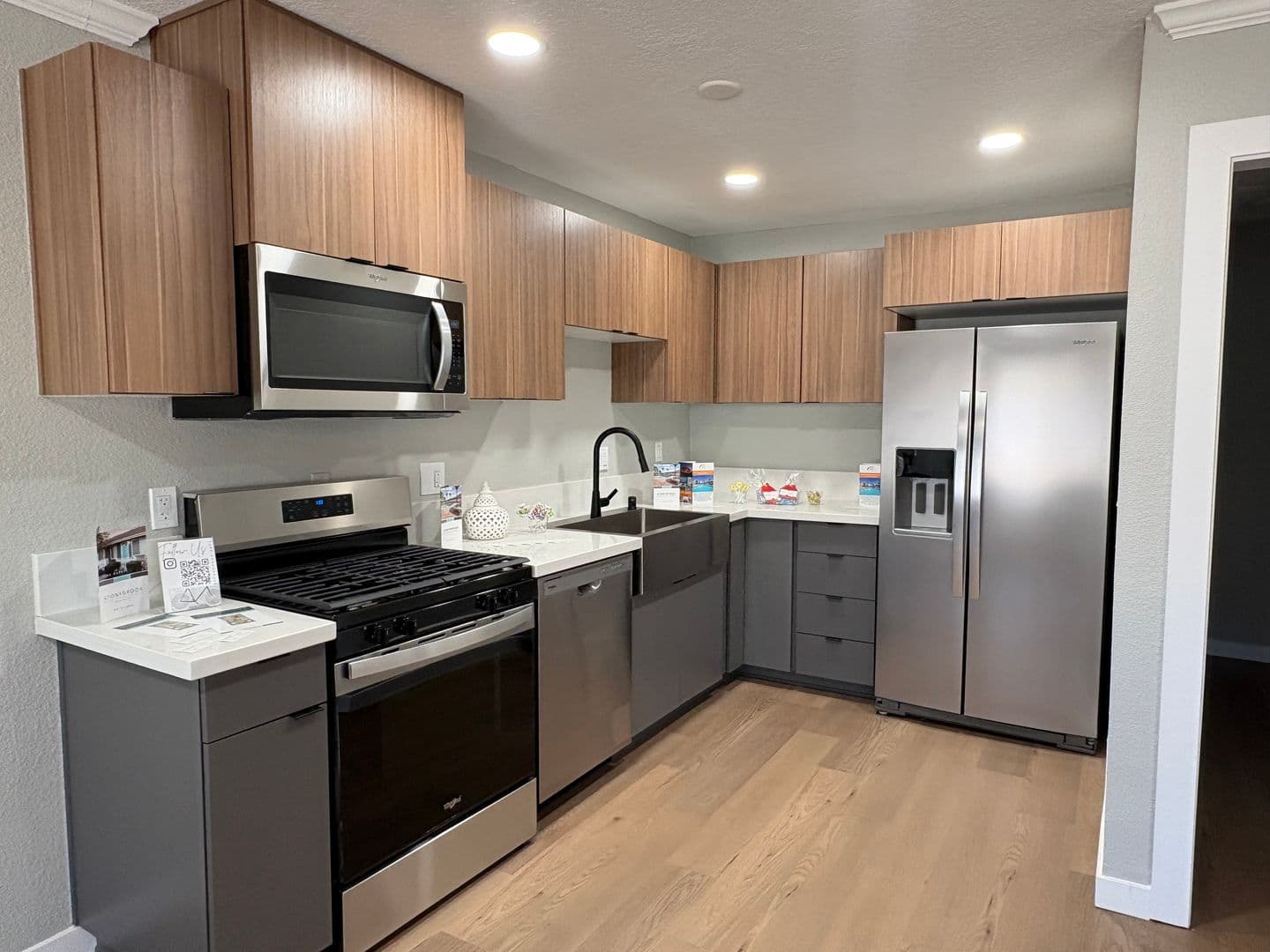Anaheim Apartment: 730 S. Beach Blvd.