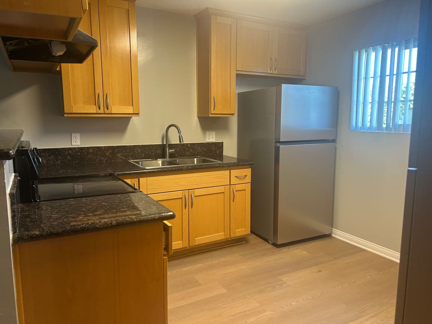 Santa Ana Apartment: 811 S. Fairview