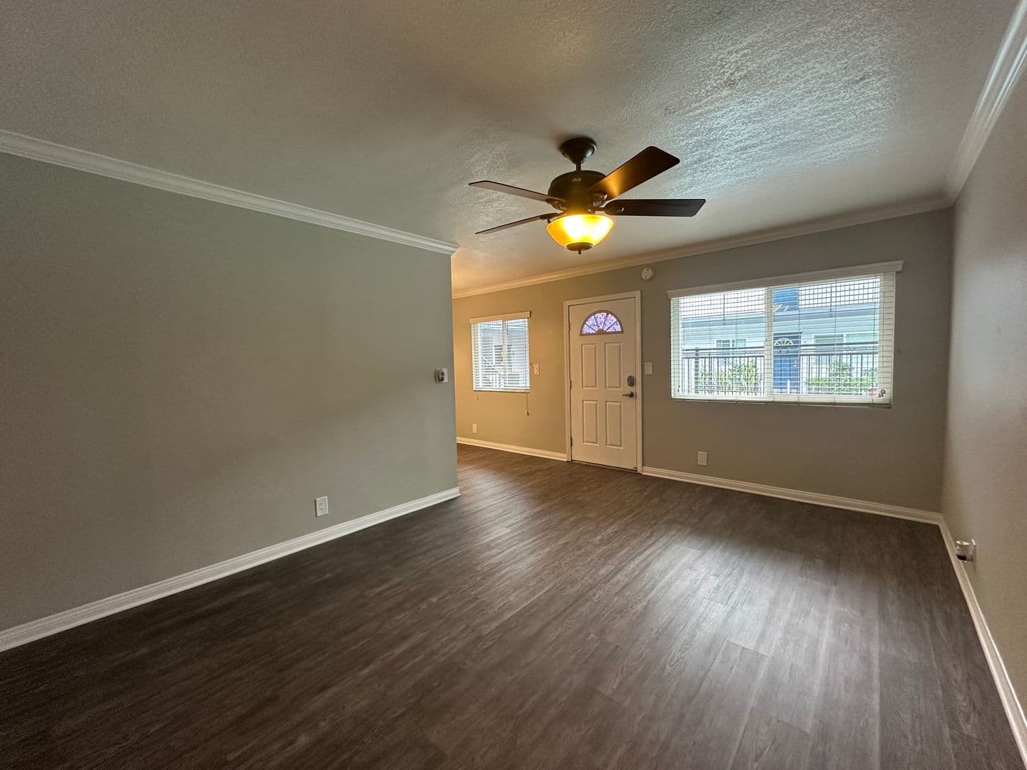 Paramount Apartment: 15940 Indiana Avenue