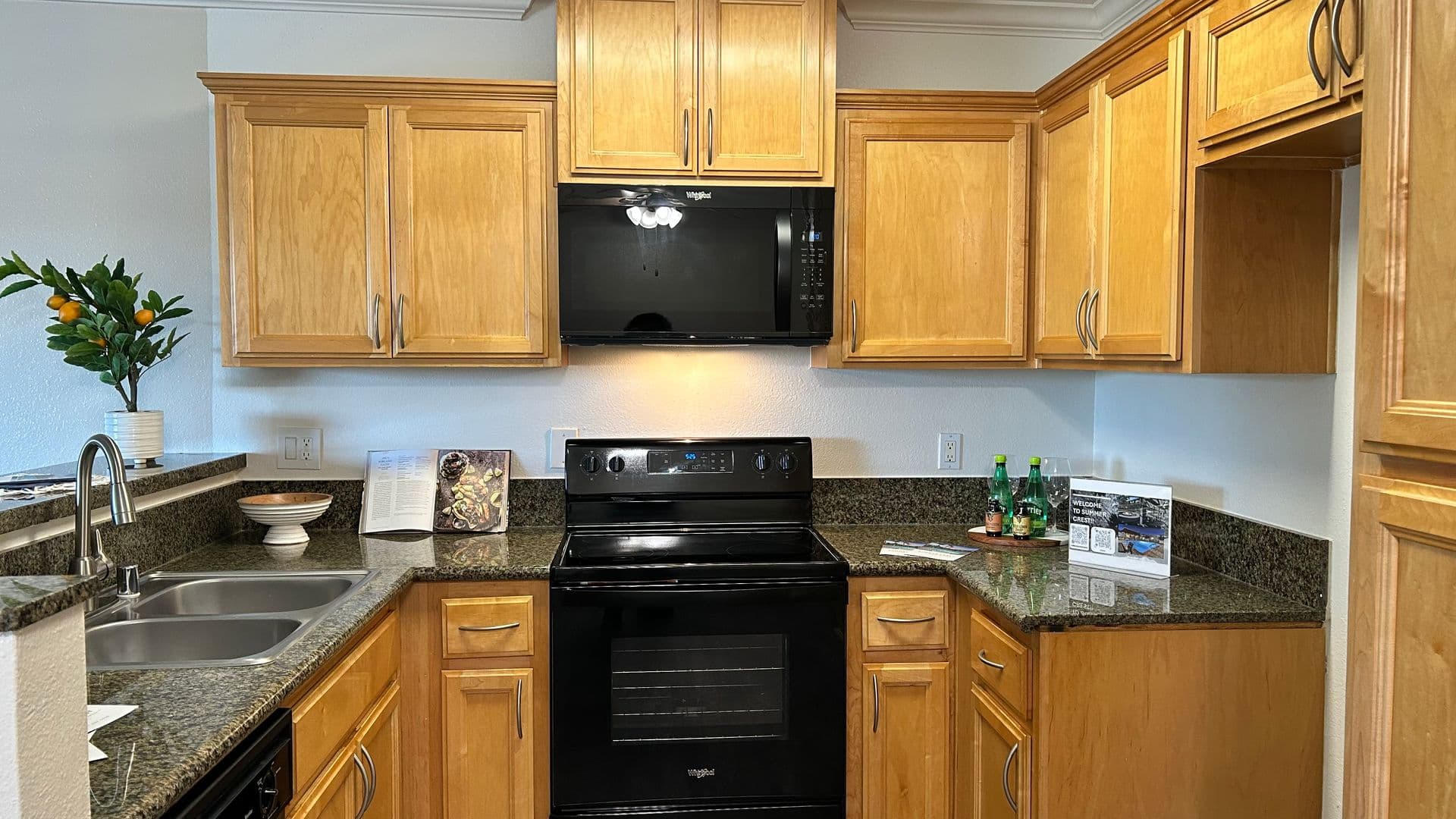 Anaheim Apartment: 2828 W. Ball Road