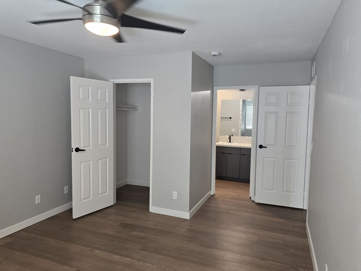 Riverside Apartment: 3957 Pierce Street