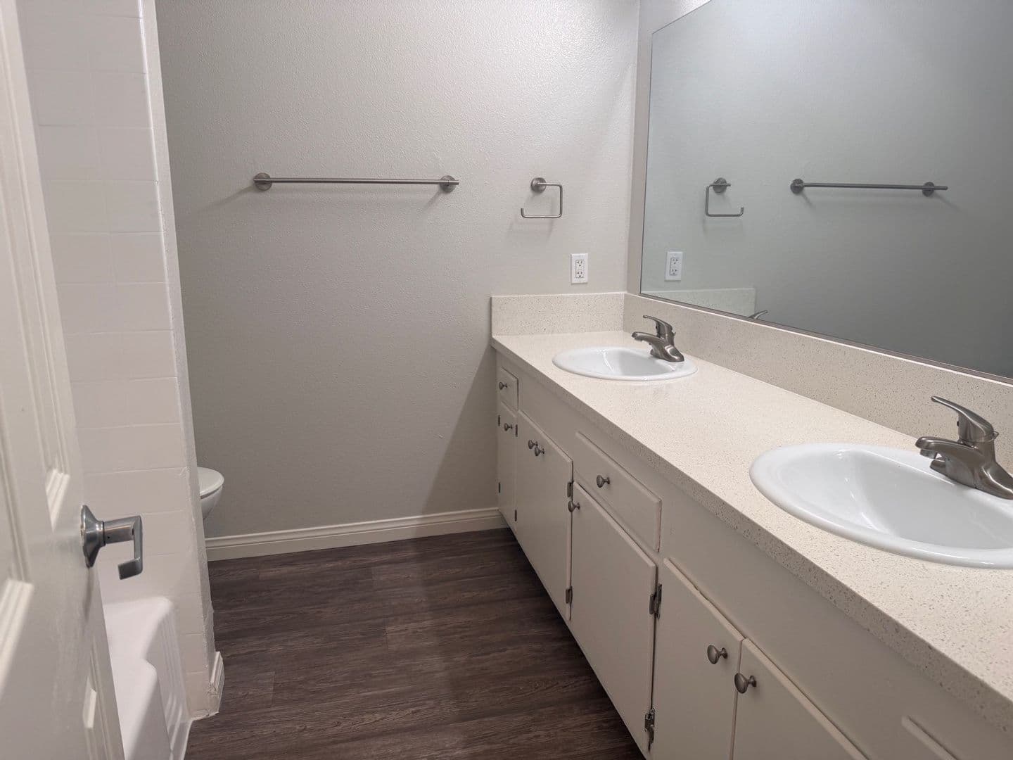 Santa Ana Apartment: 1311 E. Washington Place