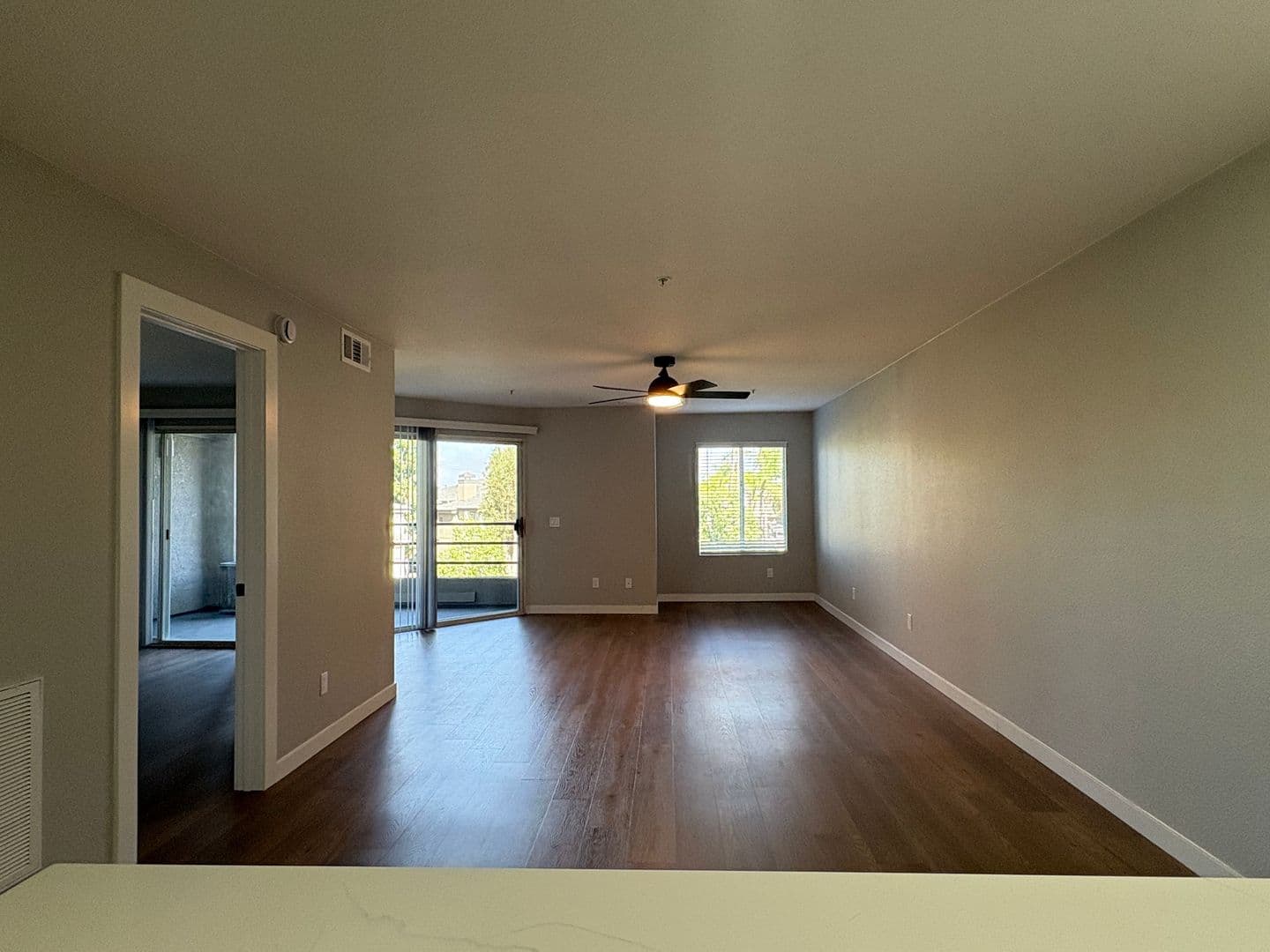 Costa Mesa Apartment: 2855 Pinecreek Drive